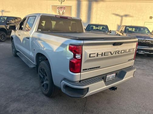 2022 Chevrolet Silverado 1500 Custom