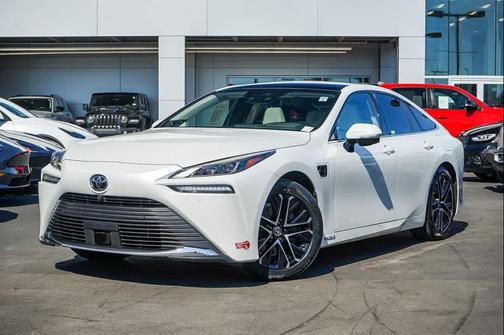 2023 Toyota Mirai Base