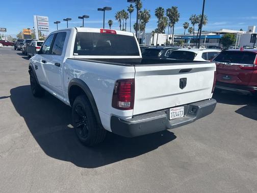 2024 RAM 1500 Classic Warlock Crew Cab 4x2 5'7' Box