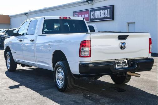 2022 RAM 2500 Tradesman Crew Cab 4x2 8' Box