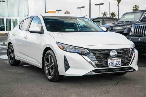 Aspen White Tricoat 2025 Nissan Sentra SV