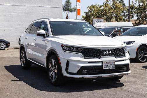 Snow White Pearl 2023 Kia Sorento Hybrid EX