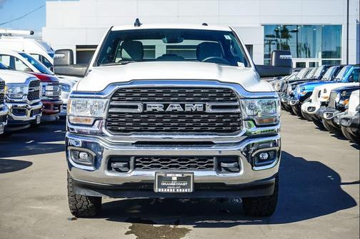 2023 RAM 2500 Big Horn Crew Cab 4x4 6'4' Box