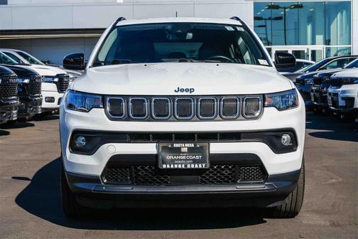 2022 Jeep Compass Latitude Lux