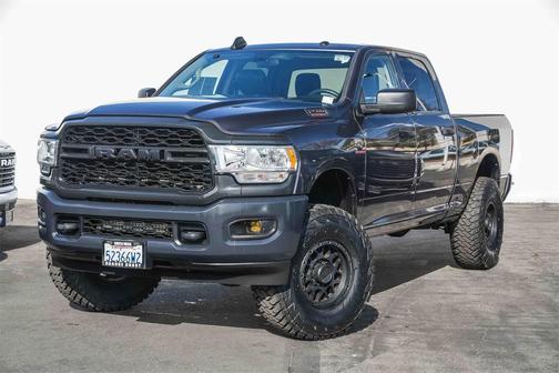 2019 RAM 2500 Tradesman Crew Cab 4x4 6'4' Box