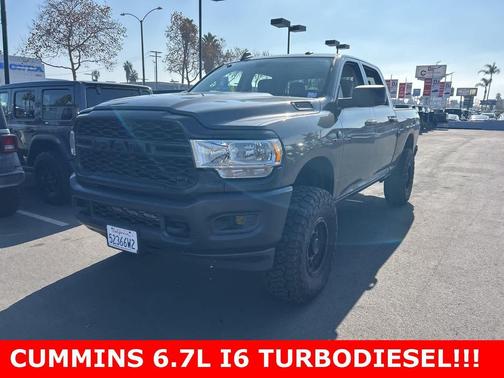 2019 RAM 2500 Tradesman Crew Cab 4x4 6'4' Box