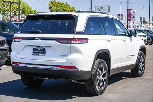 2025 Jeep Grand Cherokee Limited X