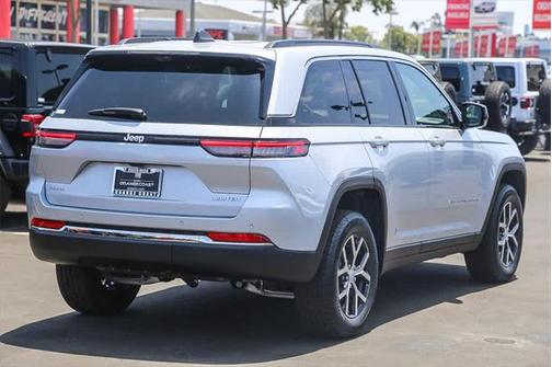 2025 Jeep Grand Cherokee Limited X