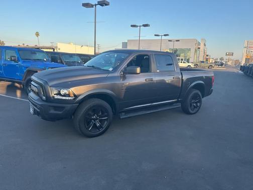 2023 RAM 1500 Classic Warlock Crew Cab 4x4 5'7' Box