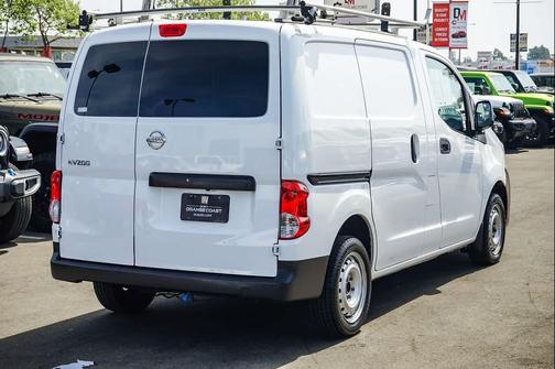 2018 Nissan NV200 S