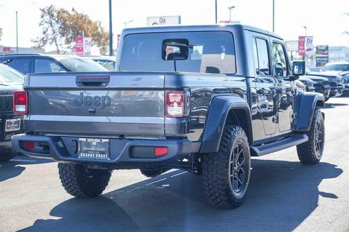 2025 Jeep Gladiator High Tide