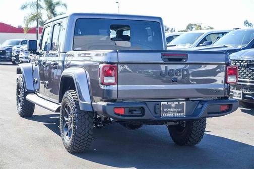 2025 Jeep Gladiator High Tide