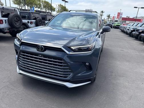 Storm Cloud 2025 Toyota Grand Highlander Hybrid Limited MAX