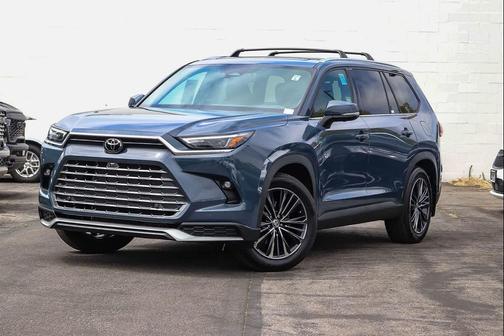 Storm Cloud 2025 Toyota Grand Highlander Hybrid Limited MAX