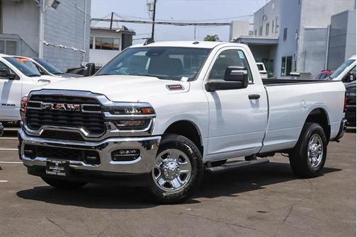 2025 RAM 2500 Tradesman Regular Cab 4x2 8' Box