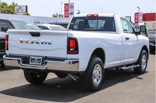 2025 RAM 2500 Tradesman Regular Cab 4x2 8' Box