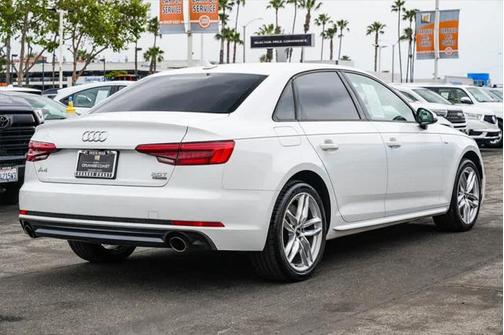 2017 Audi A4 Season of Audi Premium