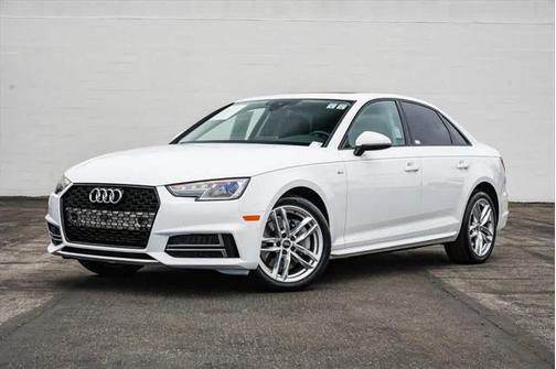 2017 Audi A4 Season of Audi Premium