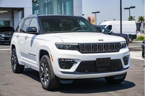 2025 Jeep Grand Cherokee Summit
