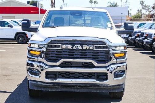 2025 RAM 2500 Tradesman Regular Cab 4x2 8' Box