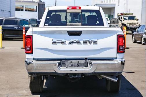 2025 RAM 2500 Tradesman Regular Cab 4x2 8' Box