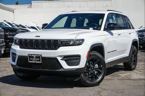 2025 Jeep Grand Cherokee Altitude