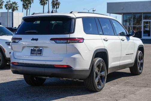 2025 Jeep Grand Cherokee L Altitude