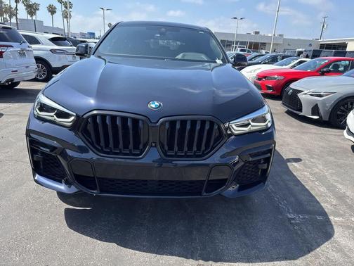 Carbon Black Metallic 2023 BMW X6 xDrive40i