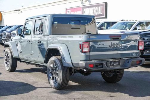 2025 Jeep Gladiator Sport S