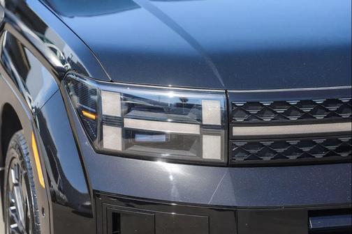 Phantom Black 2025 Hyundai SANTA FE HEV Calligraphy