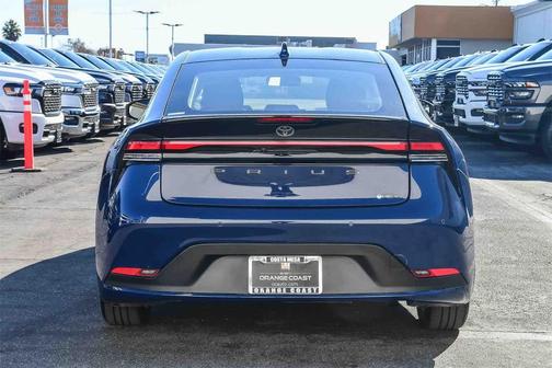 2024 Toyota Prius Prime SE