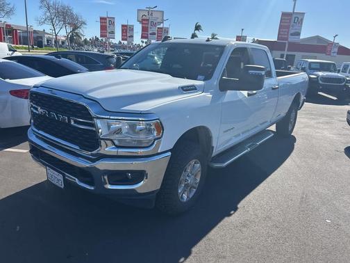 2024 RAM 3500 Big Horn Crew Cab 4x4 8' Box