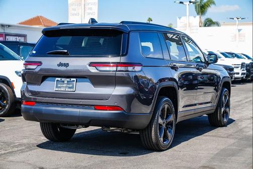 2025 Jeep Grand Cherokee L Altitude