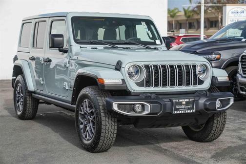 2024 Jeep Wrangler 4-Door Sahara 4x4