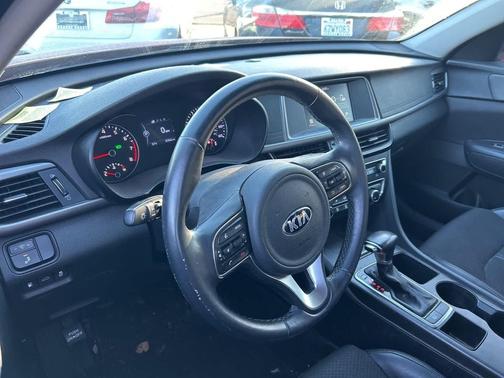 2018 Kia Optima S