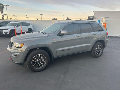 2021 Jeep Grand Cherokee Trailhawk