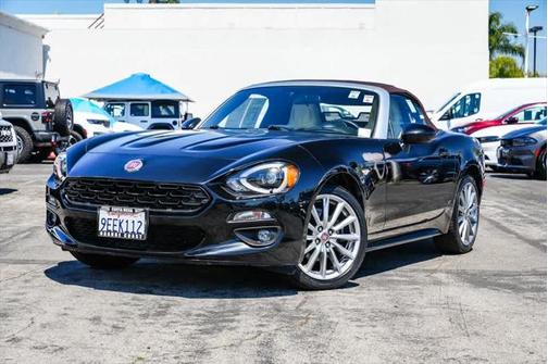 2019 FIAT 124 Spider Base