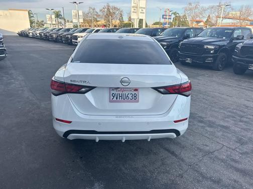 2025 Nissan Sentra SV