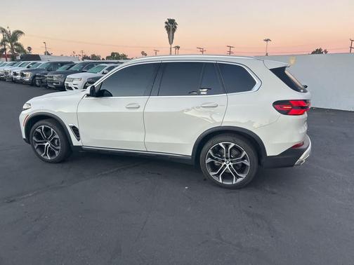 2026 BMW X5 sDrive40i