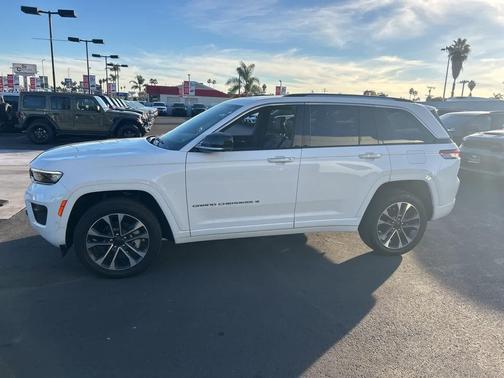 2023 Jeep Grand Cherokee Overland