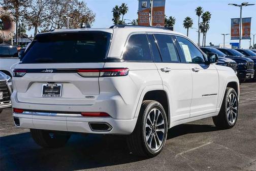 2023 Jeep Grand Cherokee Overland