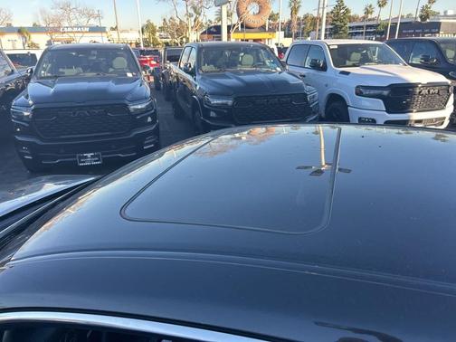 2025 Lexus ES 300h Base