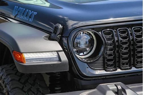 2025 Jeep Wrangler 4xe Willys