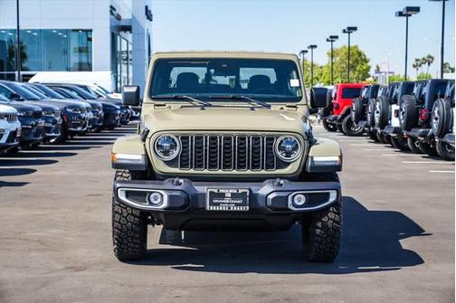 2025 Jeep Gladiator Big Bear
