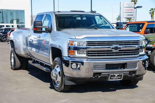 2016 Chevrolet Silverado 3500 LT