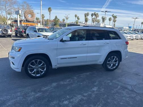 2019 Jeep Grand Cherokee Summit