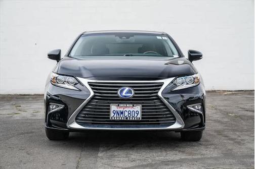 2017 Lexus ES 300h Base