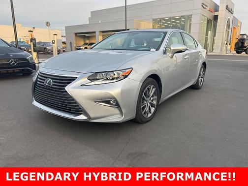 2016 Lexus ES 300h Base