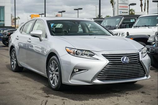 2016 Lexus ES 300h Base
