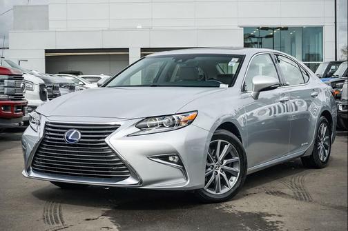 2016 Lexus ES 300h Base